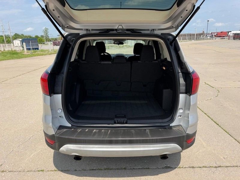 Used 2019 Ford Escape SE AWD/4WD image 5