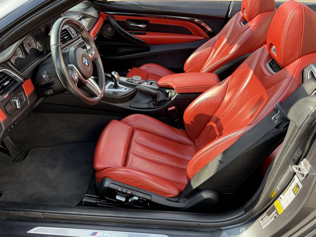 Used 2017 BMW M4 Convertible image 14
