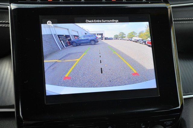 Used 2023 Jeep Grand Cherokee L Laredo image 32