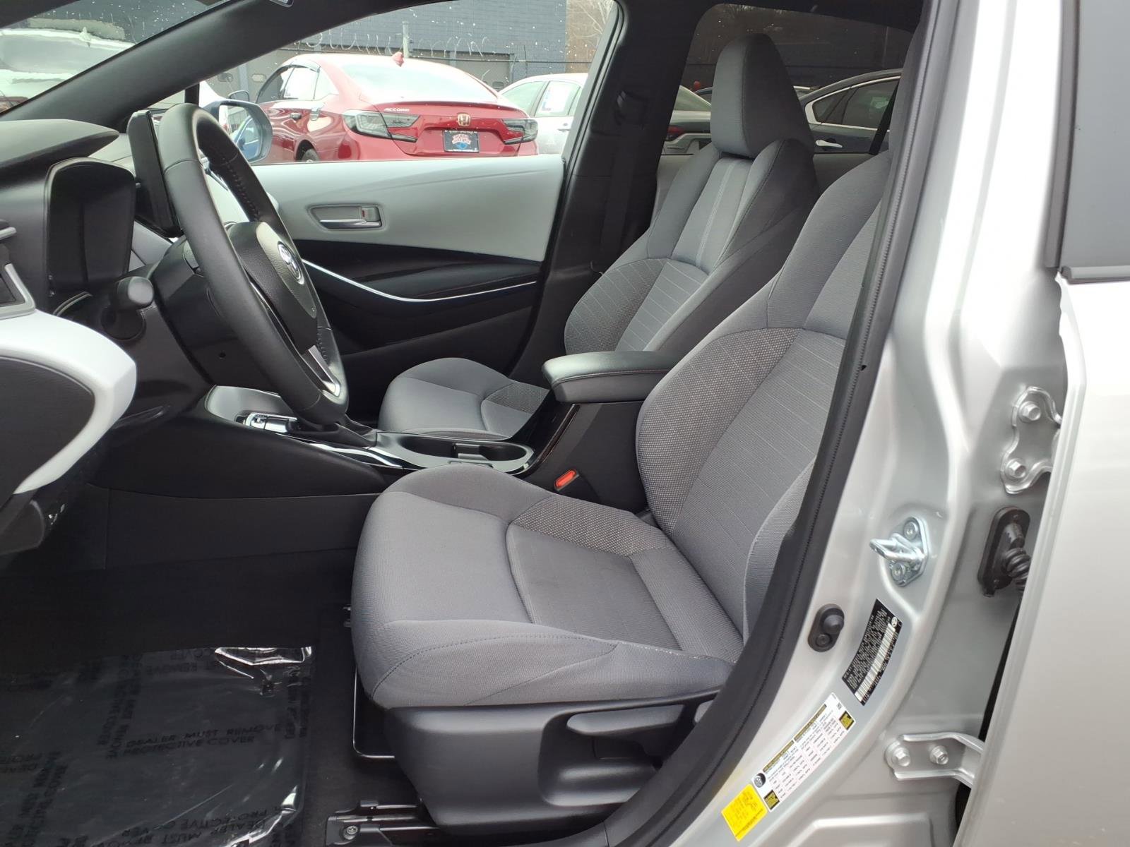 Certified 2025 Toyota Corolla SE image 13