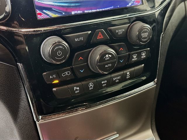 Used 2019 Jeep Grand Cherokee Altitude image 15