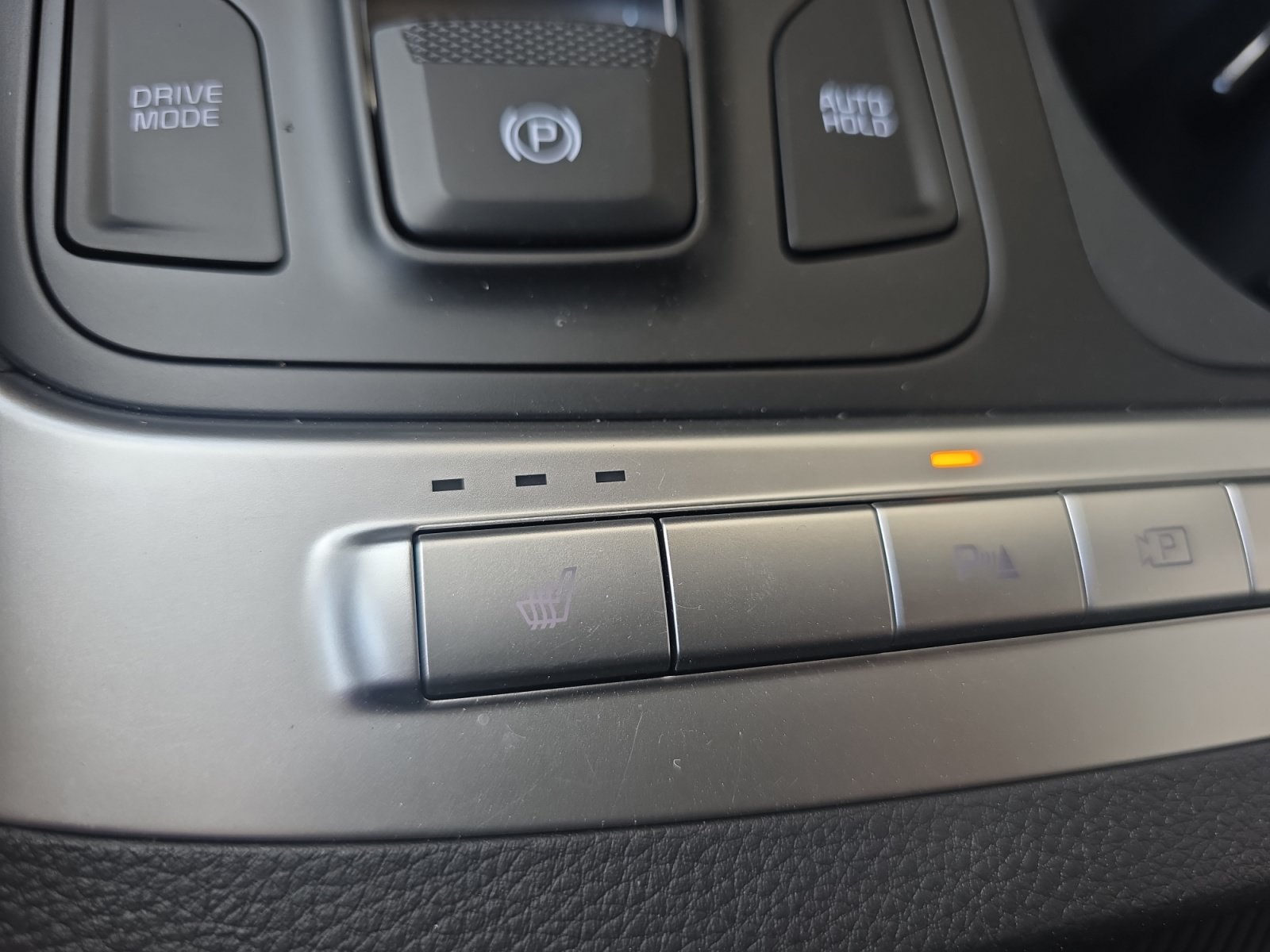 Certified 2026 Kia Carnival LX FWD image 23