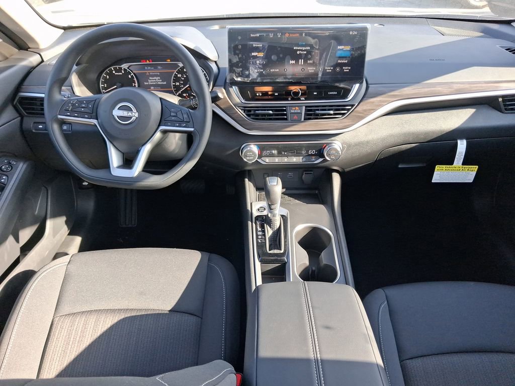 Used 2025 Nissan Altima 2.5 SV w/ SV Special Edition Package image 9