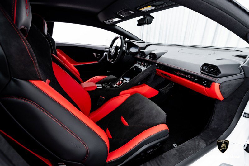 Used 2024 Lamborghini Huracan Tecnica image 44