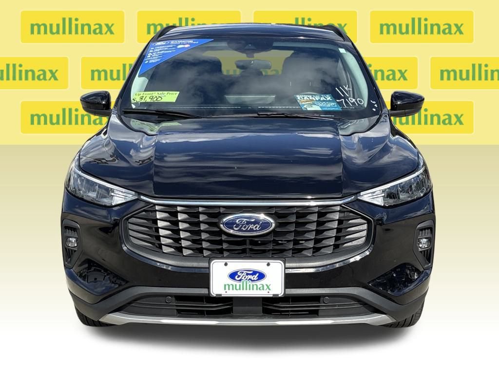 Certified 2025 Ford Escape SE image 14