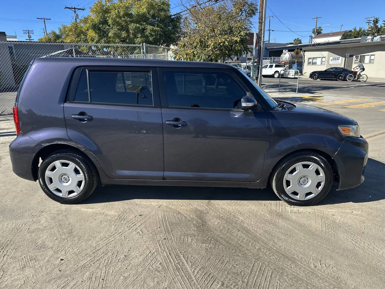 Used 2012 Scion xB image 4