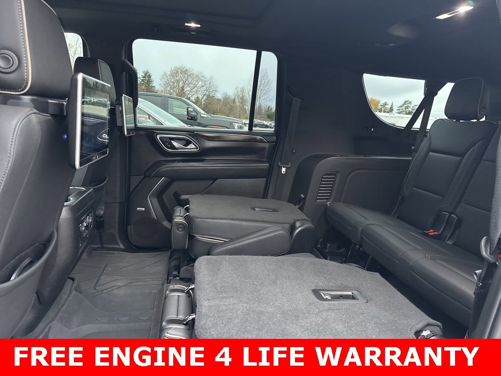 Used 2022 Chevrolet Suburban Premier image 7