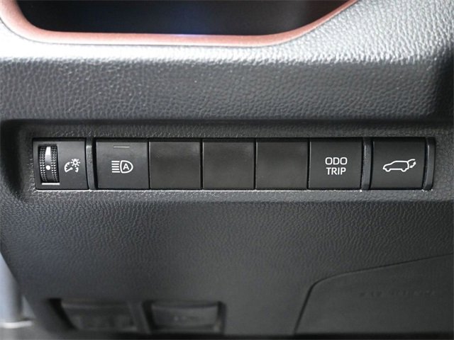 Used 2023 Toyota RAV4 Limited image 20