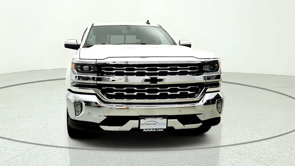 Used 2017 Chevrolet Silverado 1500 LTZ w/ High Desert Package AWD/4WD image 2