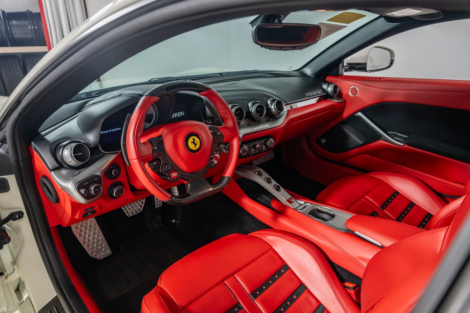 Used 2016 Ferrari F12 Berlinetta RWD image 18