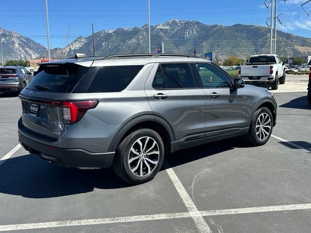 Used 2025 Ford Explorer ST-Line AWD/4WD image 7