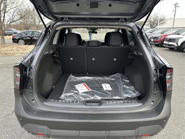 New 2026 Nissan Kicks SV w/ Illumination Package image 12