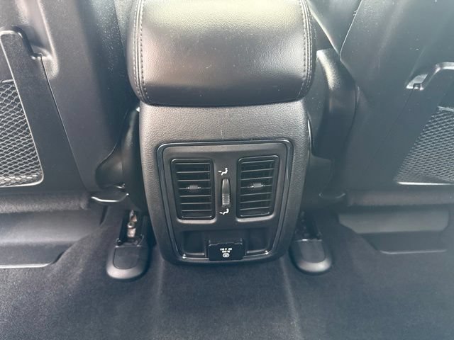 Used 2021 Jeep Grand Cherokee Laredo X AWD/4WD image 26