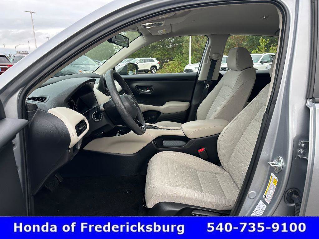 Used 2023 Honda HR-V LX image 14