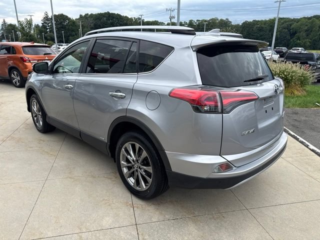 Used 2018 Toyota RAV4 Limited AWD/4WD image 5