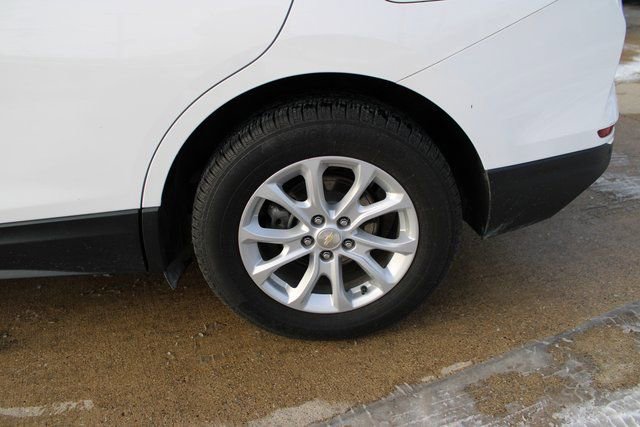 Used 2021 Chevrolet Equinox LT w/ Driver Convenience Package image 10