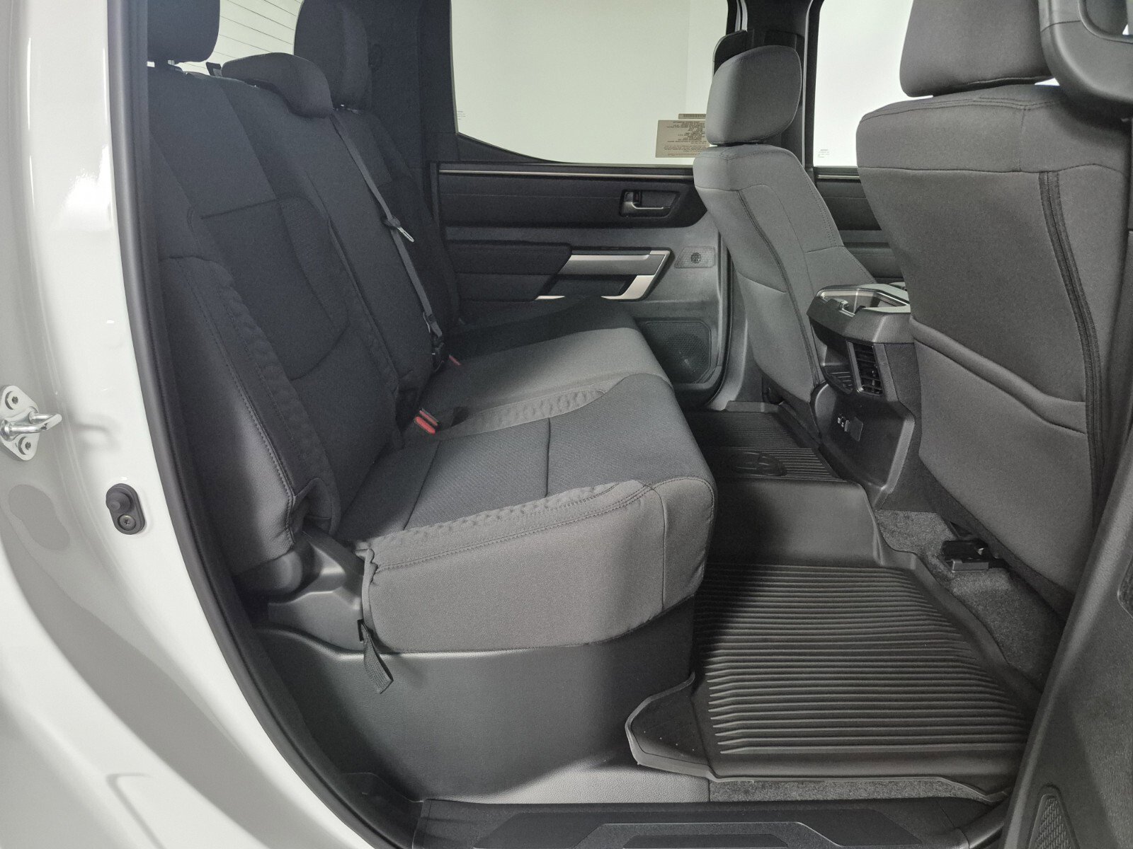 New 2026 Toyota Tundra SR5 image 32