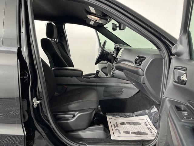 Used 2025 Dodge Durango GT RWD image 41