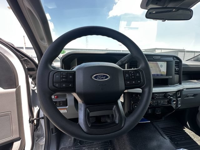New 2026 Ford F550 4x4 Regular Cab Super Duty image 13