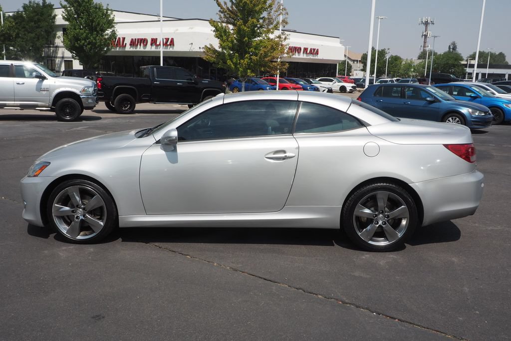 Used 2010 Lexus IS 250C RWD image 4