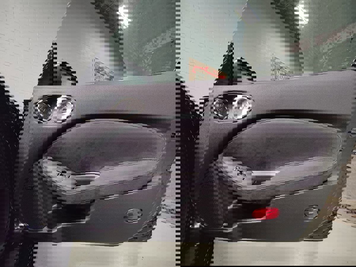 Used 2009 Nissan 370Z Touring image 11