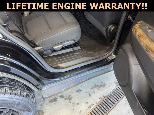 Used 2023 GMC Acadia SLE w/ Driver Convenience Package image 28