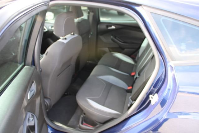 Used 2016 Ford Focus ST FWD image 15