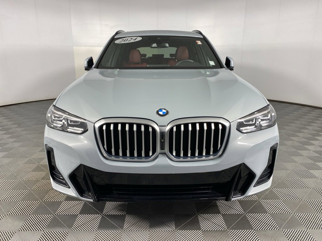 Certified 2024 BMW X3 xDrive30i w/ M Sport Package image 4