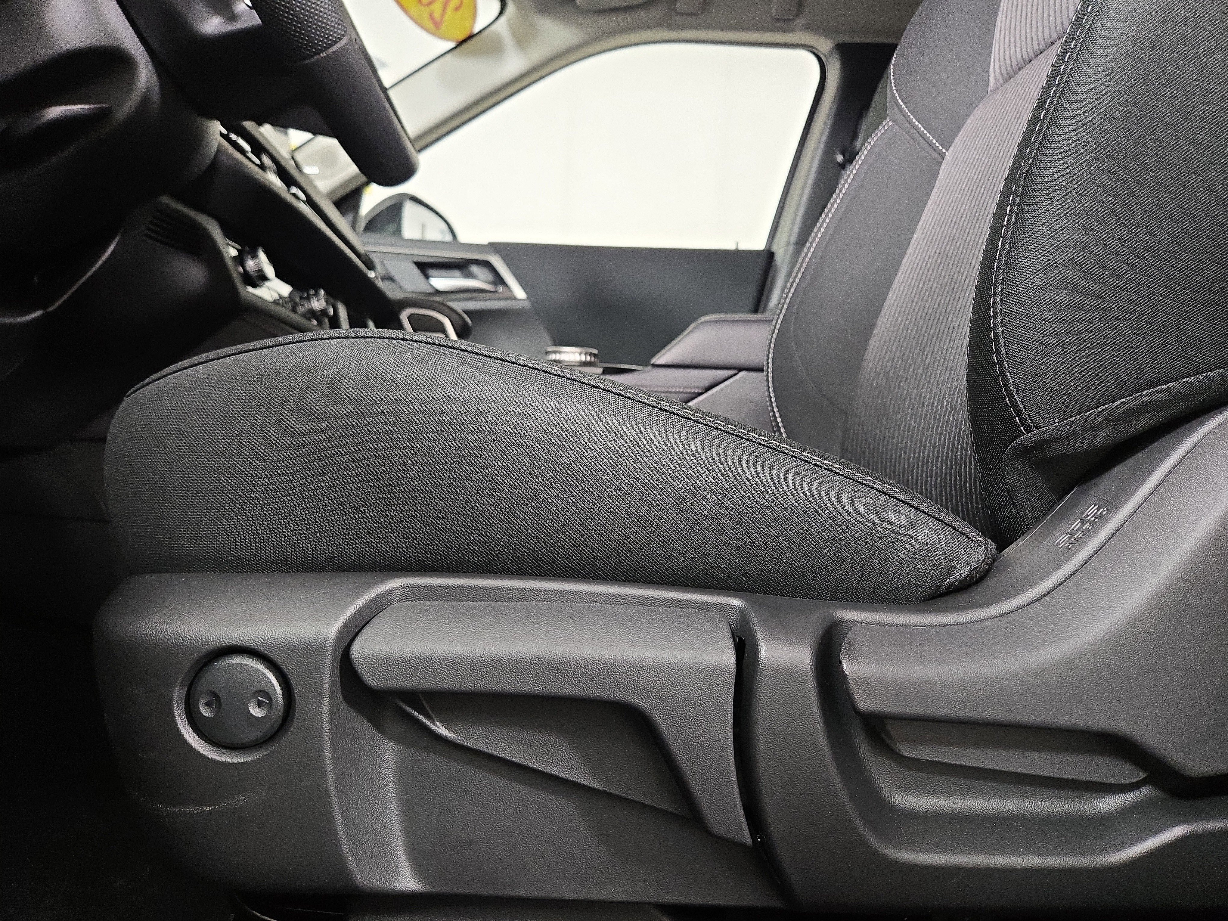 New 2026 Mitsubishi Outlander ES image 30