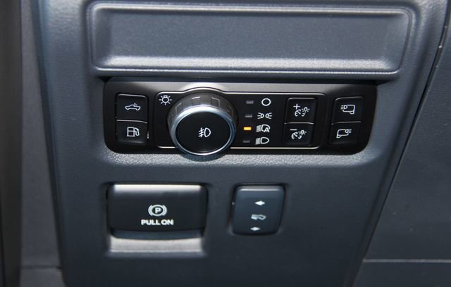 Used 2025 Ford F150 Platinum AWD/4WD image 42