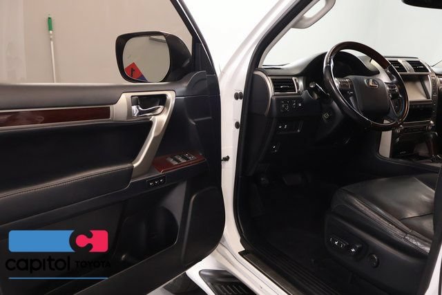 Used 2019 Lexus GX 460 Premium AWD/4WD image 8