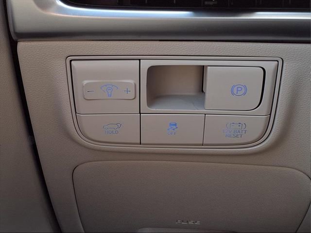 New 2026 Hyundai Tucson Limited image 18