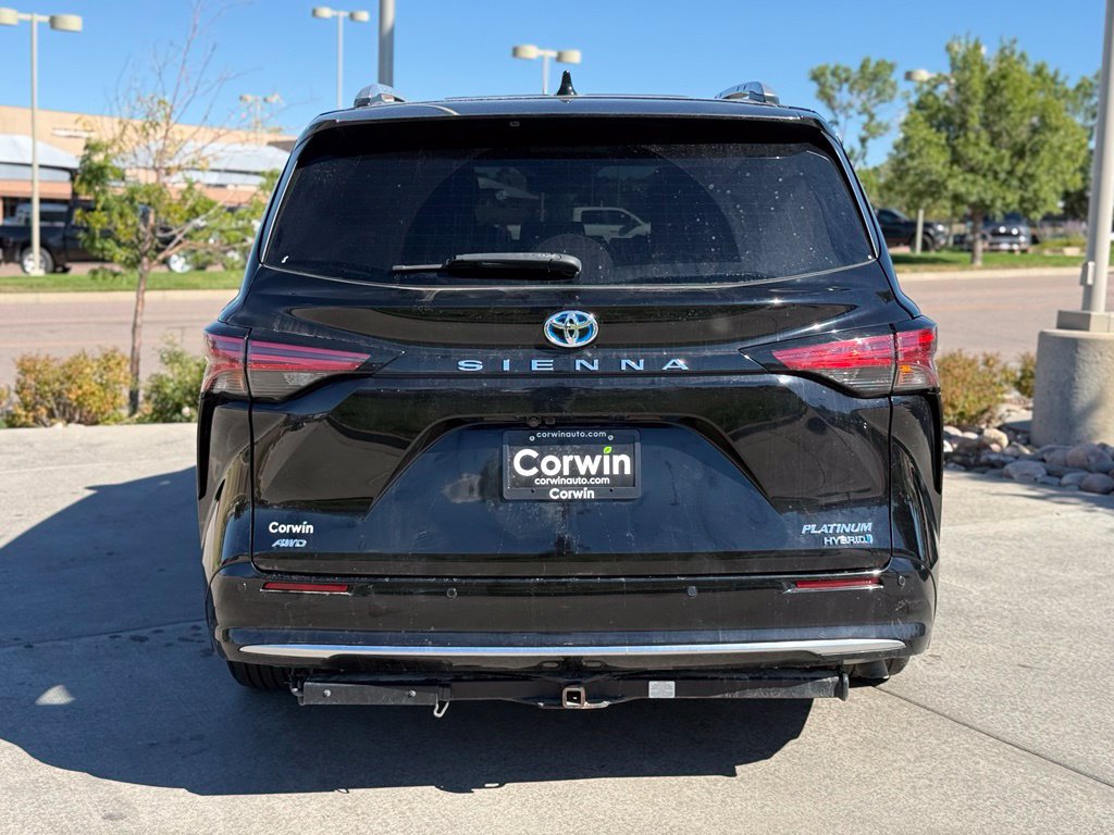 Used 2022 Toyota Sienna Platinum AWD/4WD image 8