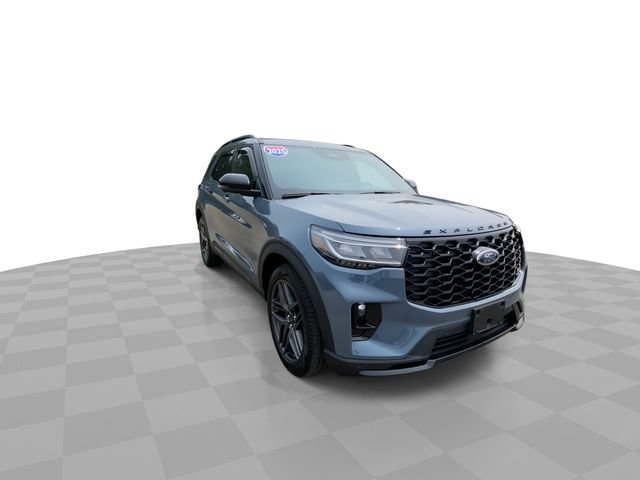 Used 2025 Ford Explorer ST AWD/4WD image 4