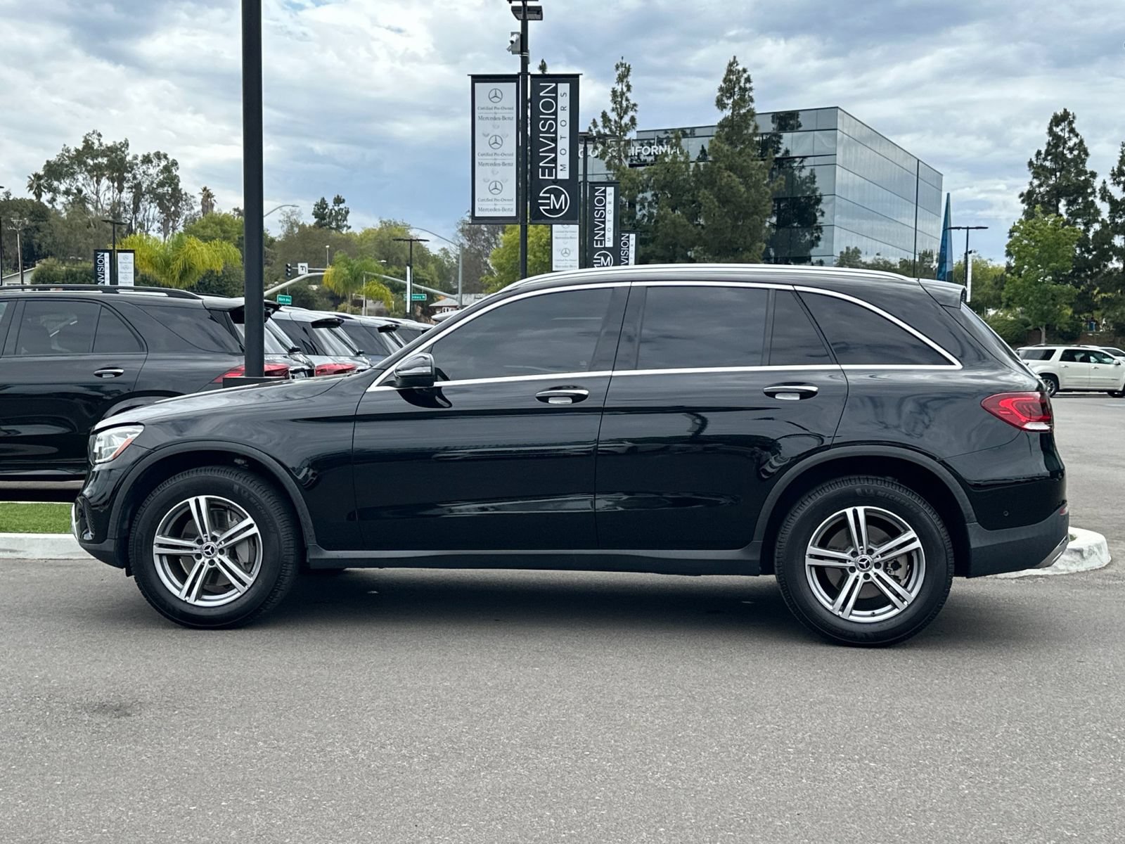 Used 2021 Mercedes-Benz GLC 300 image 6