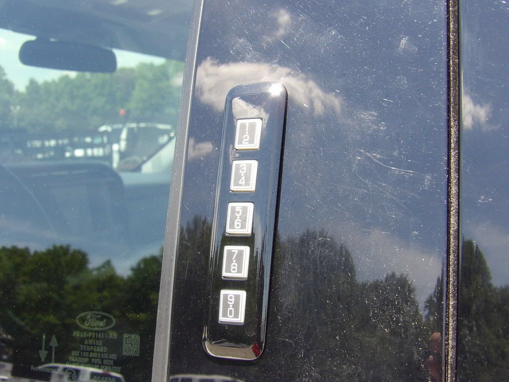 Used 2024 Ford F250 XLT w/ FX4 Off-Road Package AWD/4WD image 51