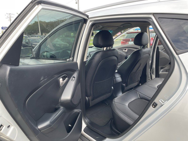 Used 2013 Hyundai Tucson GLS image 13