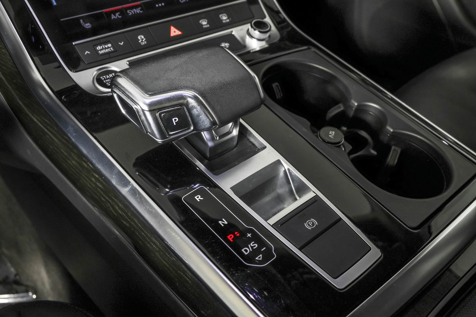Used 2023 Audi Q7 3.0T Premium w/ Convenience Package image 34