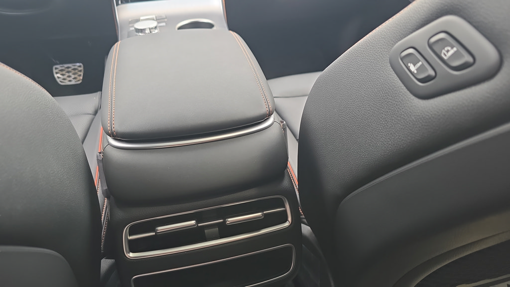 New 2026 Genesis GV70 3.5T Sport Advanced AWD/4WD image 11