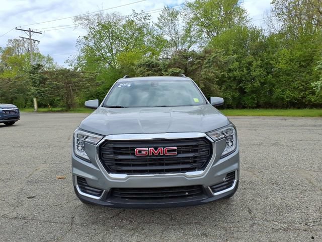 Used 2023 GMC Terrain SLE w/ Driver Convenience Package FWD video 2