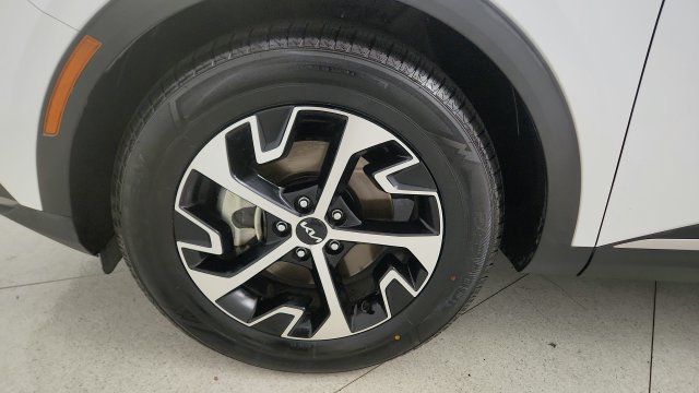 Used 2025 Kia Sportage EX FWD image 85