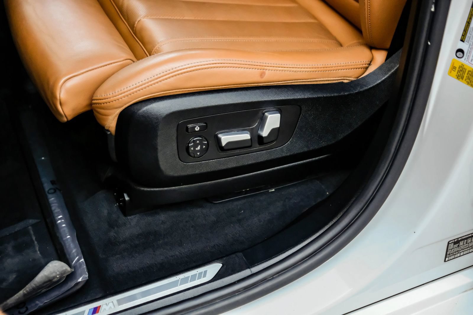 Used 2022 BMW X5 sDrive40i w/ M Sport Package RWD image 34