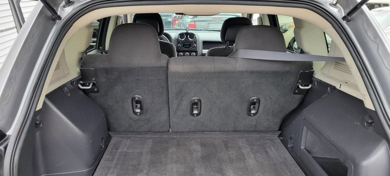 Used 2016 Jeep Compass Sport w/ Power Value Group image 7