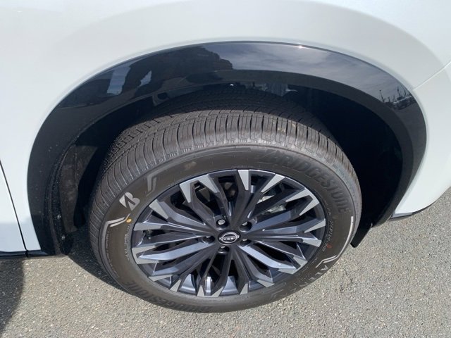 New 2026 Nissan Rogue Platinum image 9