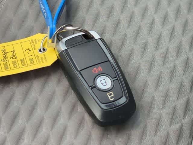Used 2020 Ford Escape SE FWD image 35