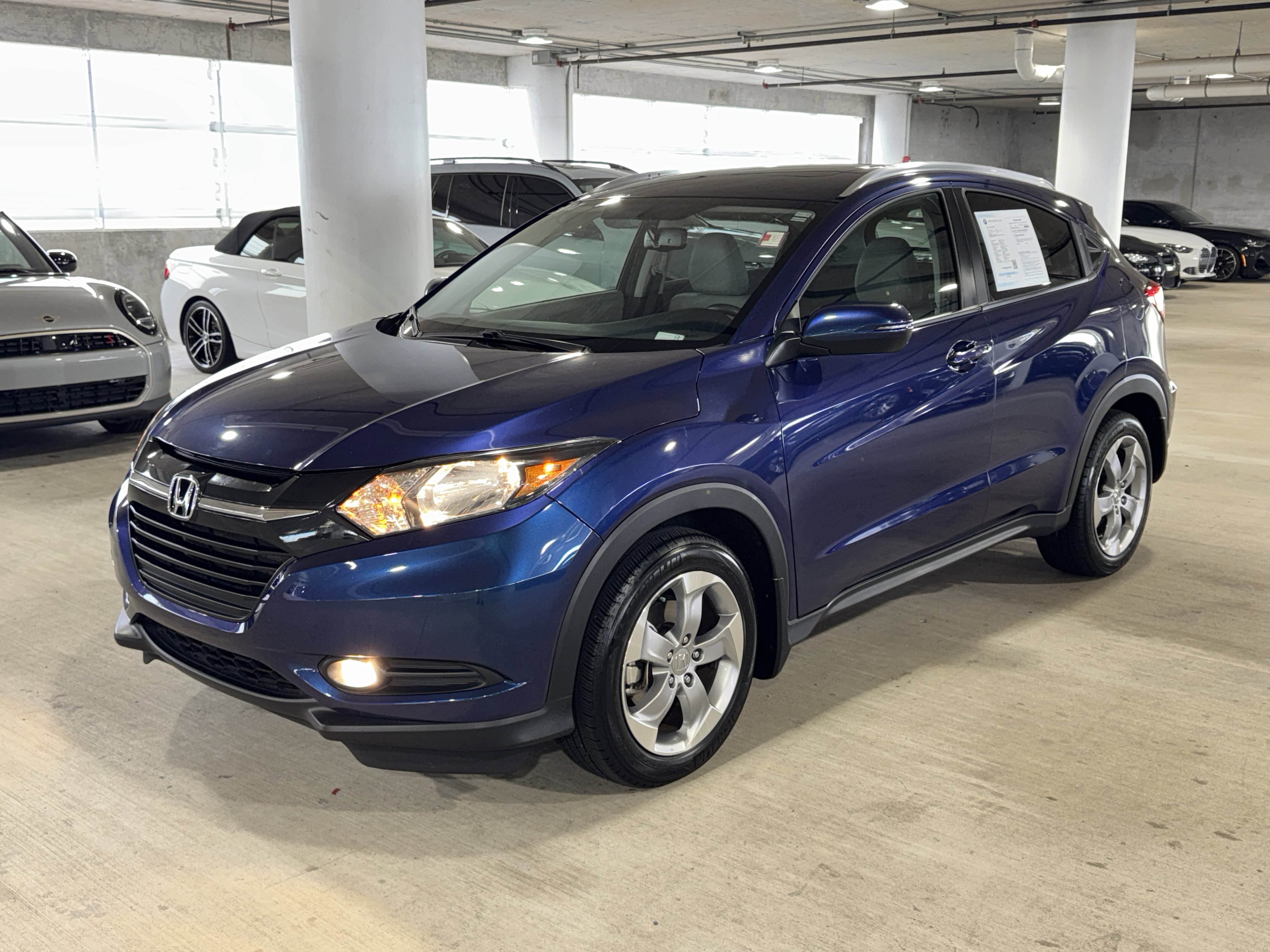 Used 2017 Honda HR-V EX-L image 4