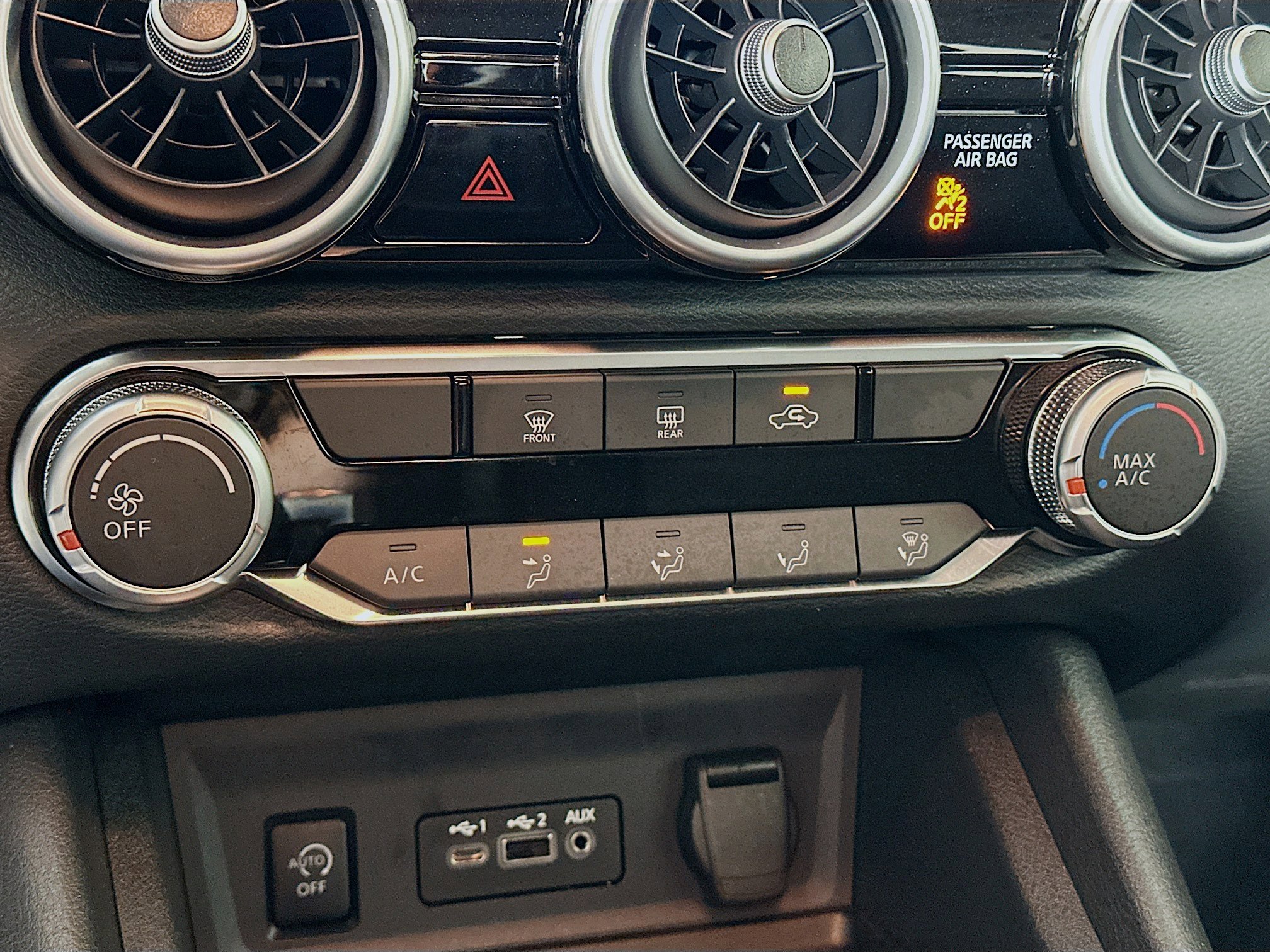 Used 2024 Nissan Sentra SV image 22