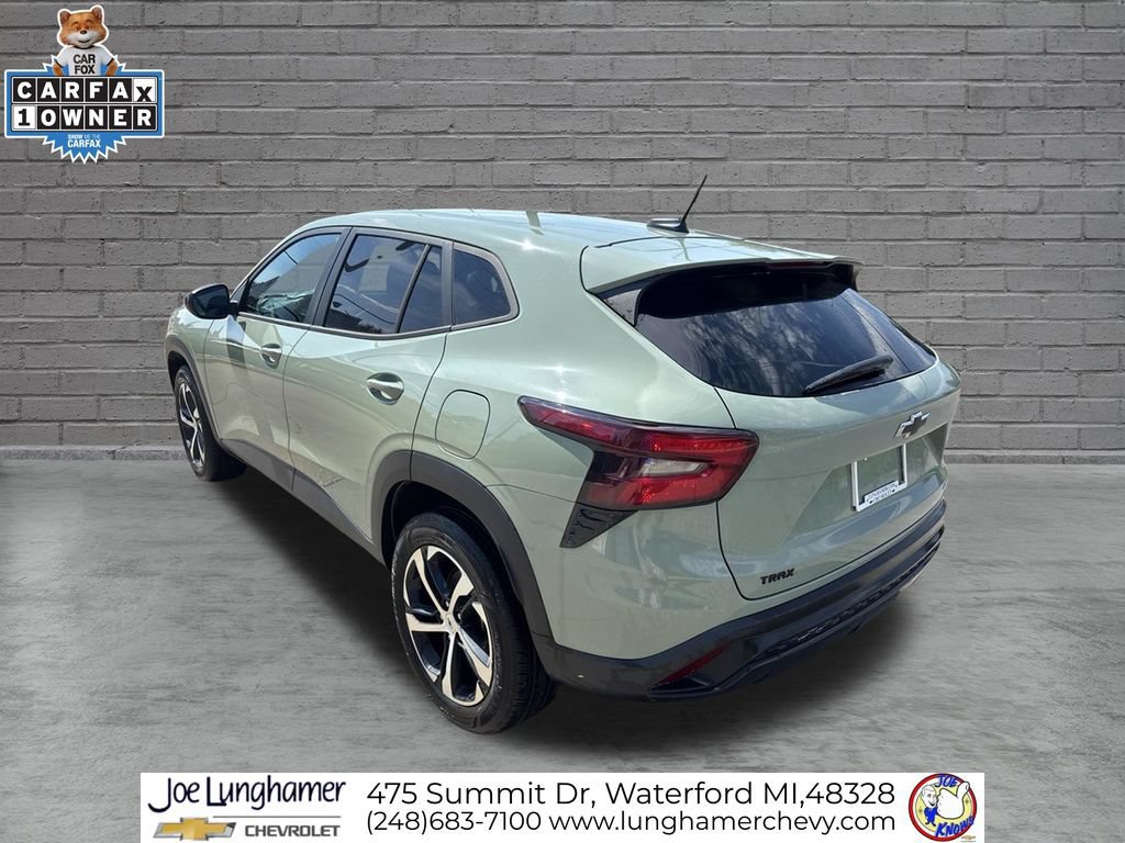 Certified 2024 Chevrolet Trax RS w/ Driver Confidence Package FWD image 5