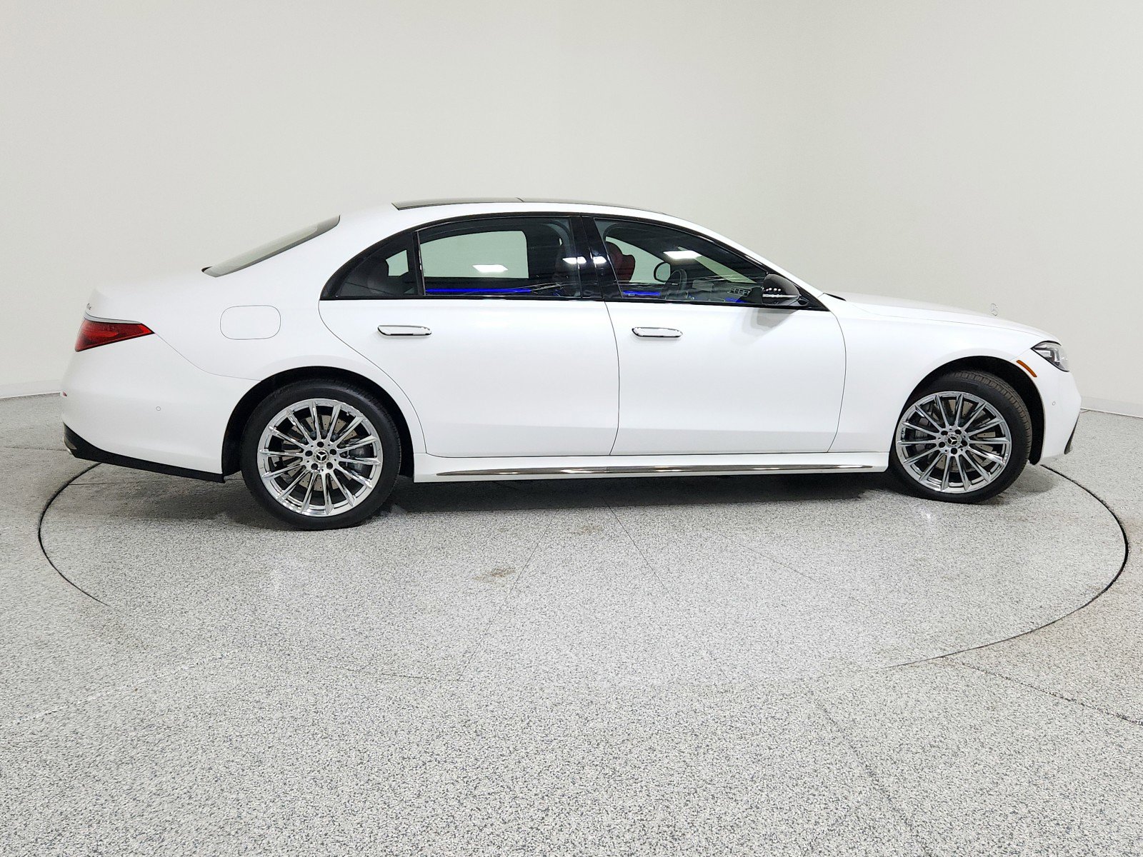 Certified 2025 Mercedes-Benz S 580 4MATIC Sedan image 9