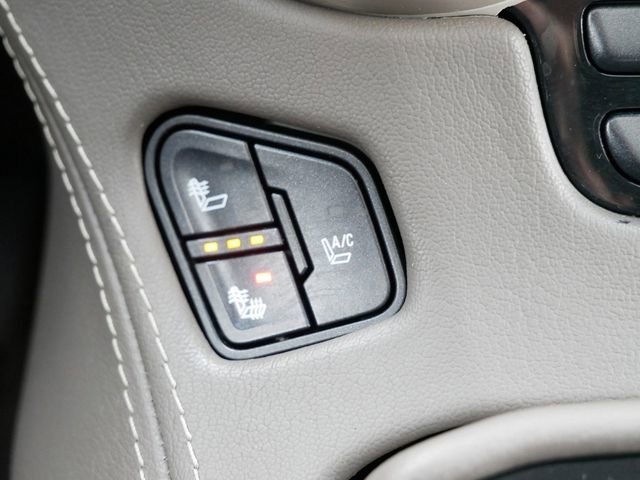 Used 2015 GMC Yukon Denali w/ Open Road Package image 22